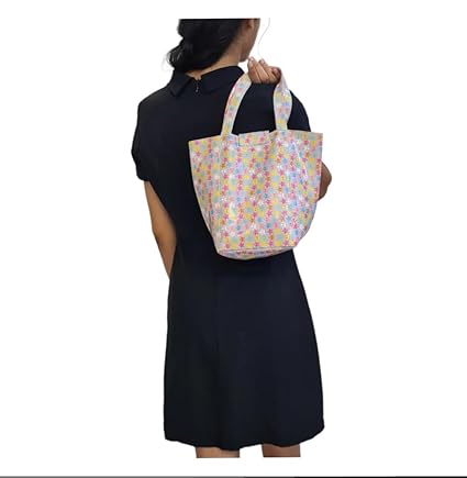 Lunch Bag | Faux Leather Exterior & Inner Waterproof Lining (Floral)