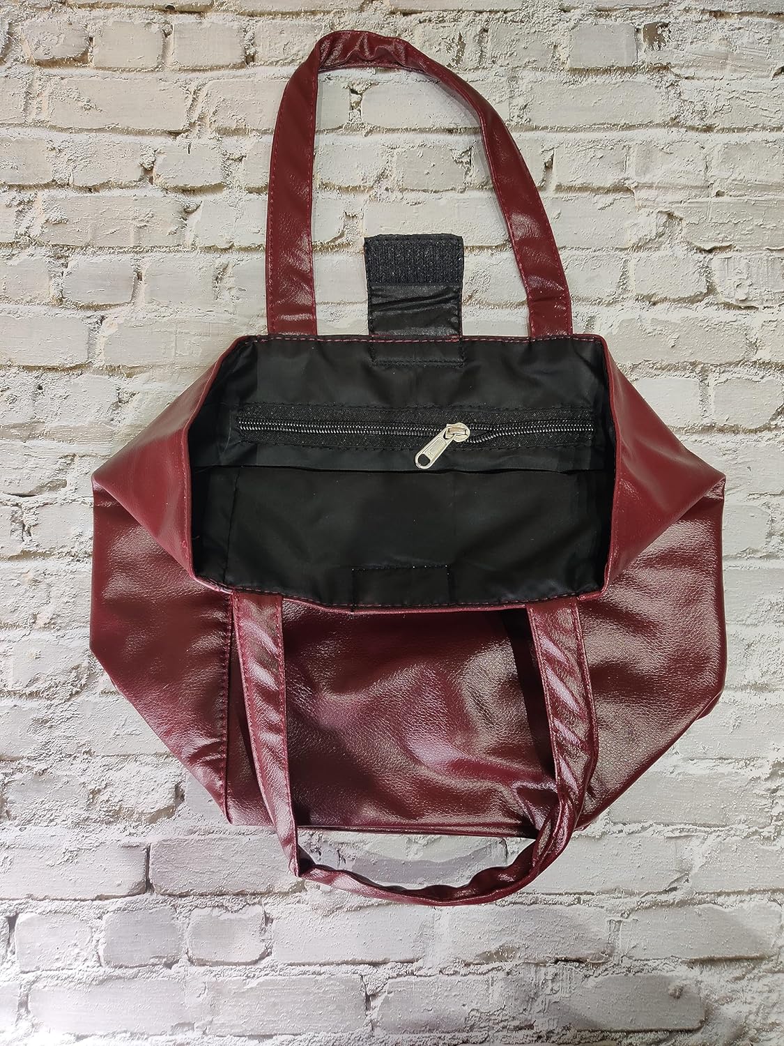 Stylish Lunch Bag - Faux Leather Exterior, Trendy Prints | Inner Waterproof Lining