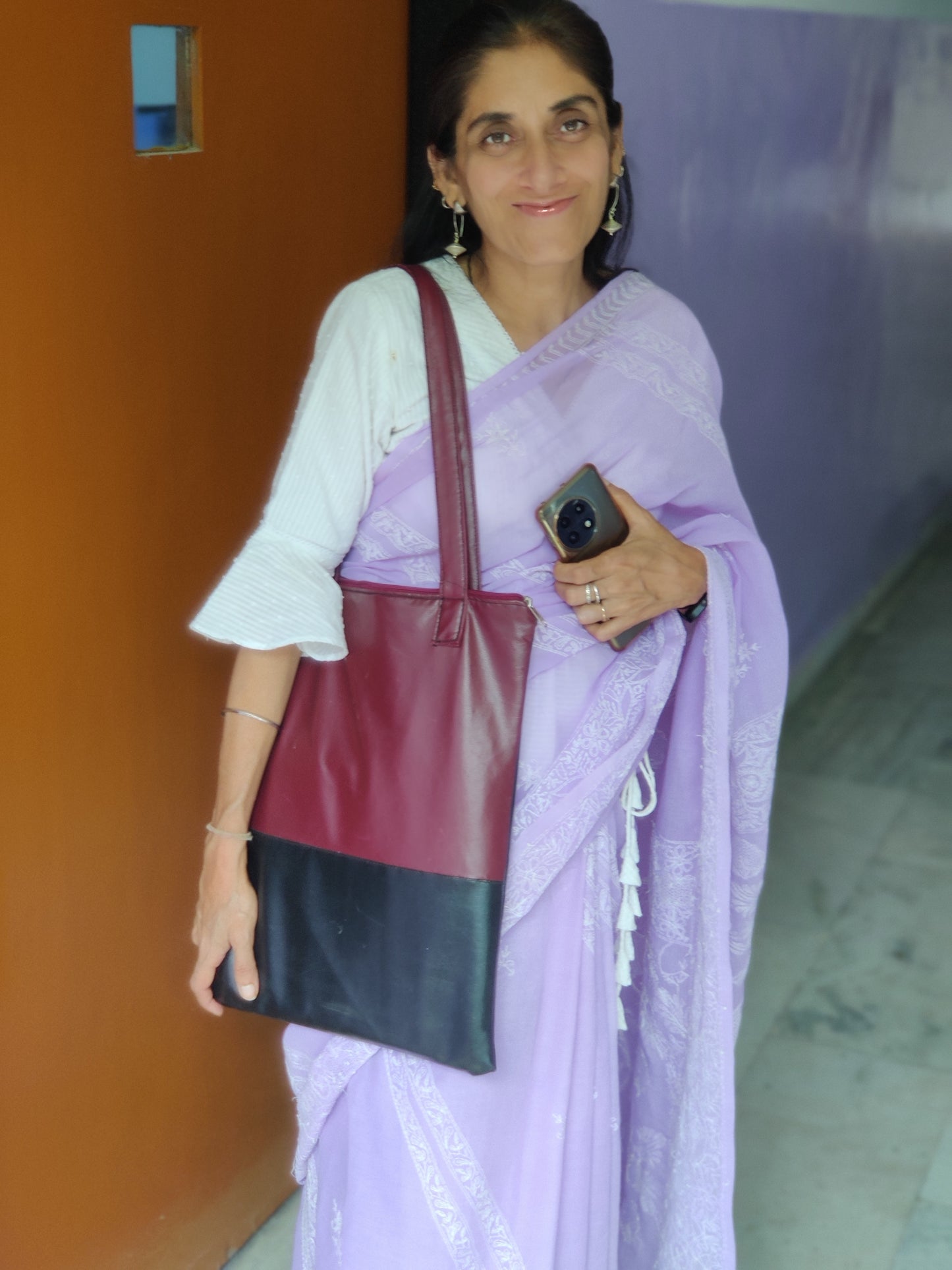 The Simple Shoulder Bag