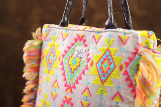 Frill Totes Springfield