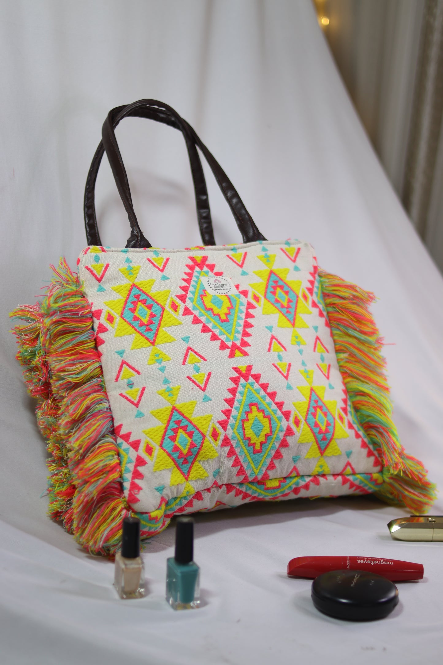 Frill Totes Springfield