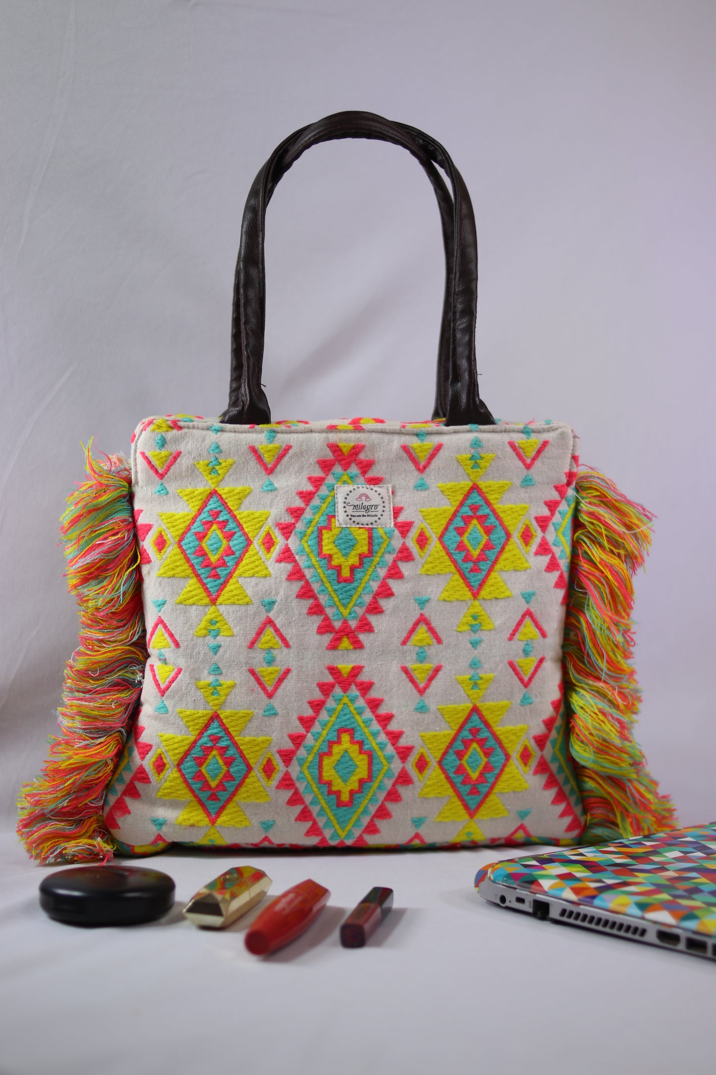 Frill Totes Springfield