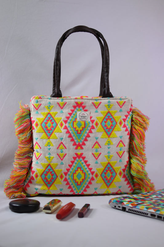 Frill Totes Springfield