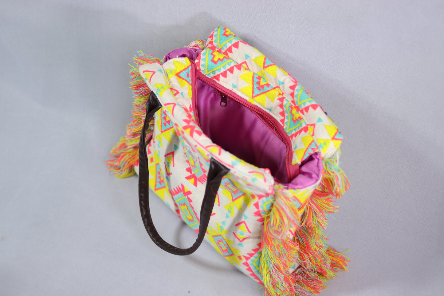 Frill Totes Springfield
