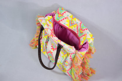 Frill Totes Springfield